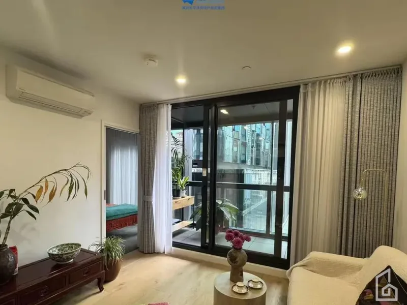 296 Little Lonsdale Street, Melbourne, VIC 3000, 1 bed · 1 bath, photo 1