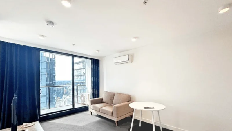 33 Mackenzie Street, Melbourne VIC 3000, 1 bed · 1 bath, photo 1