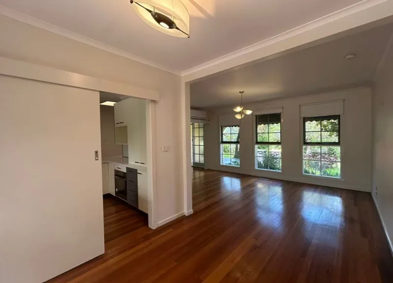 11 Garwain Parade, Glen Waverley, VIC 3150, 4 bed · 2 bath, photo 1