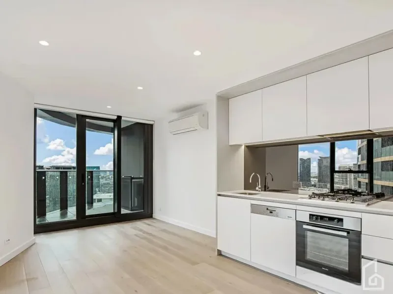 628 Flinders Street, Docklands, Vic 3008, 1 bed · 1 bath, photo 1