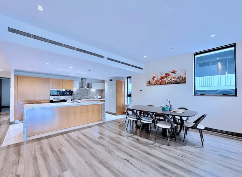 430 St Kilda Road, Melbourne, Vic 3004, 3 bed · 2 bath, photo 1
