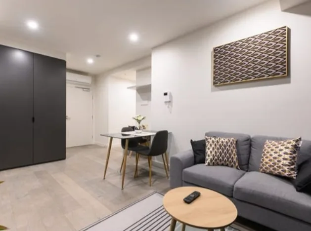 327 La Trobe Street, Melbourne VIC 3000, 1 bed · 1 bath, photo 1