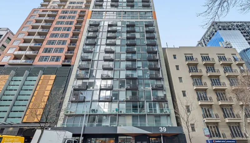 Student Living on Lonsdale, 1-bedroom apartment + 3 room types, photo 1