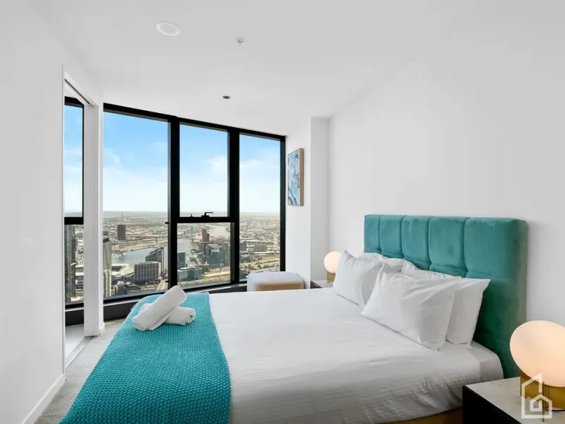 370 Queen Street, Melbourne VIC 3000, 3 bed · 2 bath, photo 1