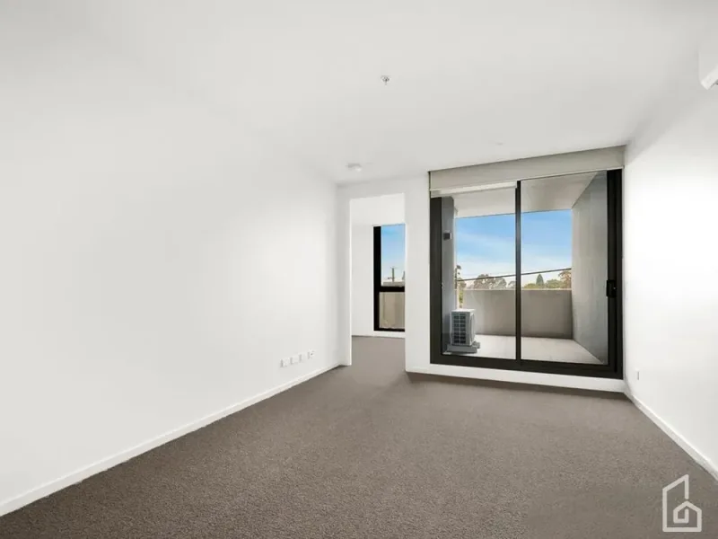 21 Plenty Road, Bundoora, Vic 3083, 2 bed · 2 bath, photo 1