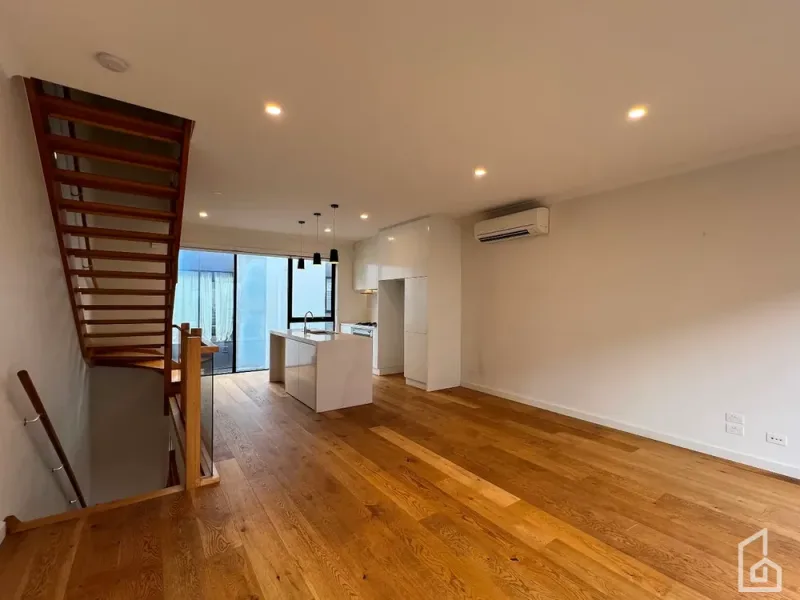 13 Quinn Road, Port Melbourne, Vic 3207, 3 bed · 3 bath, photo 1