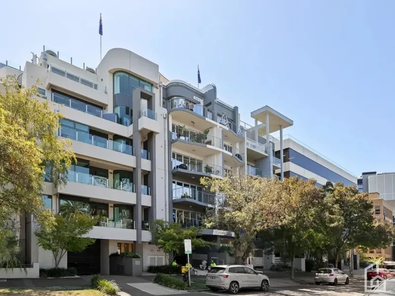 184 Albert Road, South Melbourne, Vic 3205, 2 bed · 1 bath, photo 1