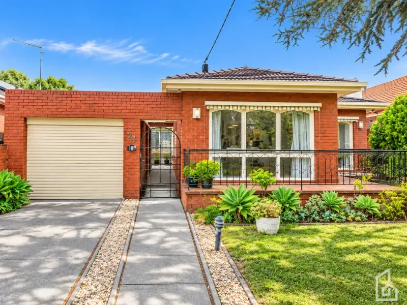 24 Pyne Street, Caulfield, Vic 3162, 4 bed · 2 bath, photo 1
