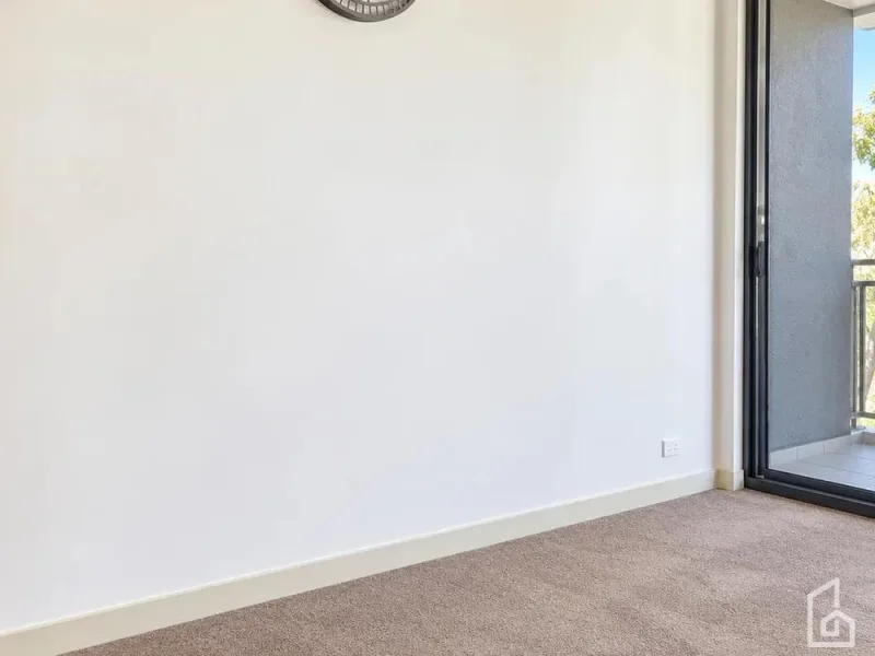 68 Mt Alexander Rd, Travancore, Vic 3032