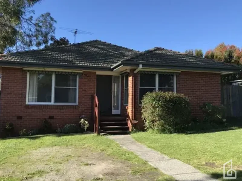 10 Highfield, Canterbury, Vic 3126