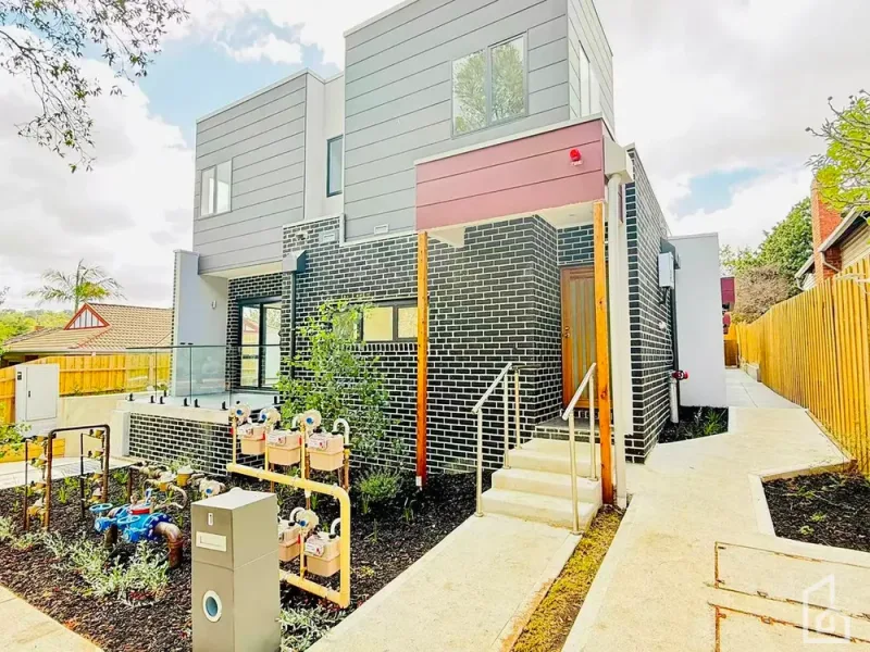 12 Burwood Avenue, Ringwood, Vic 3134，2 室 1 卫，第 1 张图