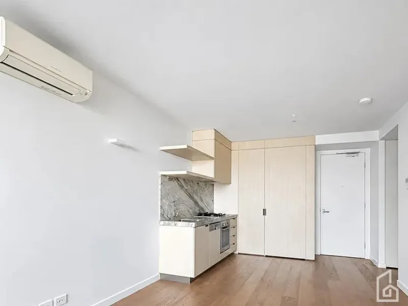 33 Blackwood Street, North Melbourne VIC 3051, 2 bed · 1 bath, photo 1