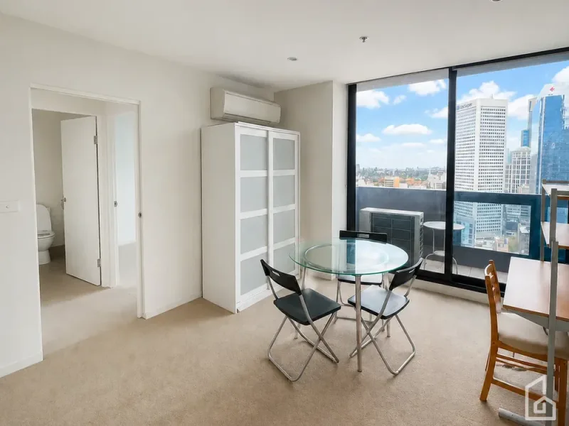 8 Sutherland Street, Melbourne, Vic 3000, 3 bed · 2 bath, photo 1